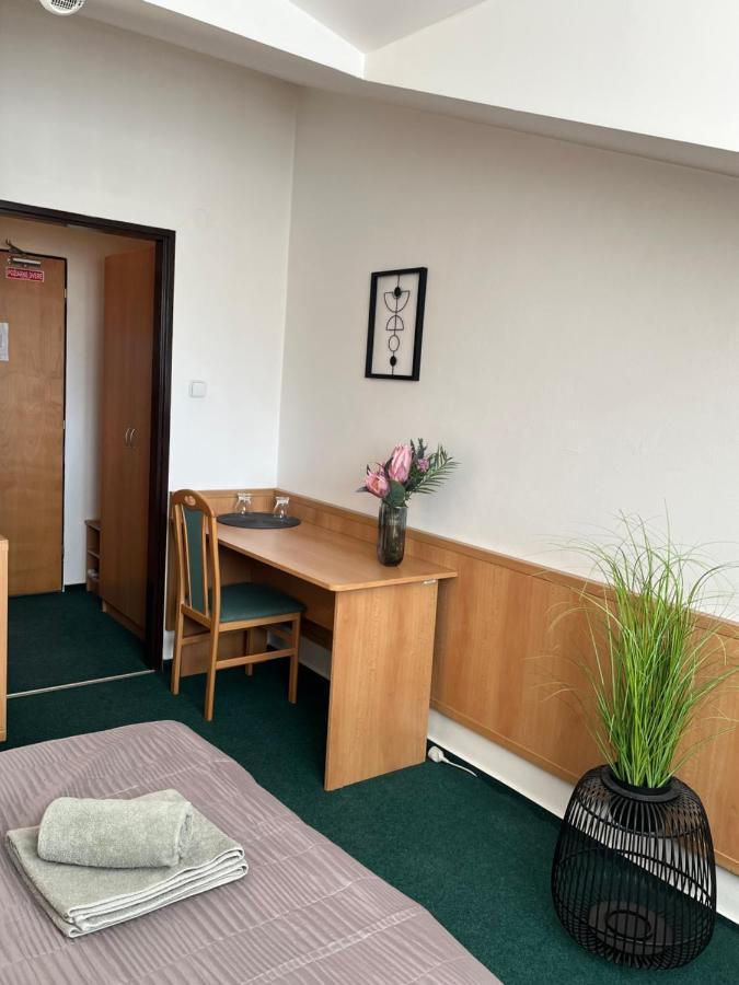 Hotel Kras Rožňava 외부 사진