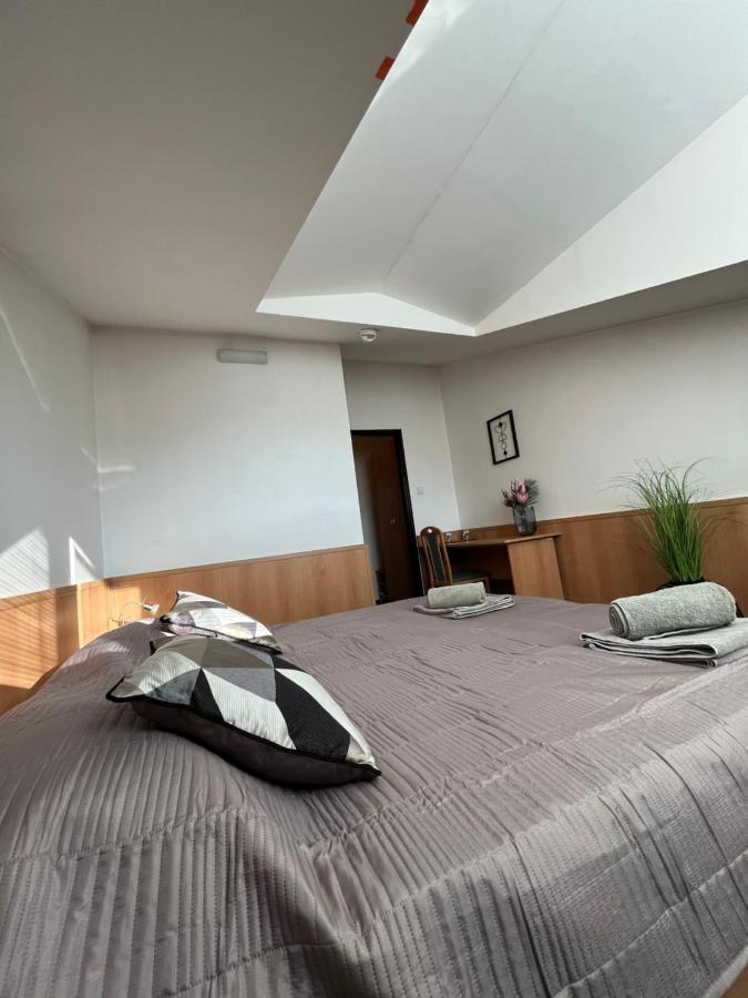 Hotel Kras Rožňava 외부 사진