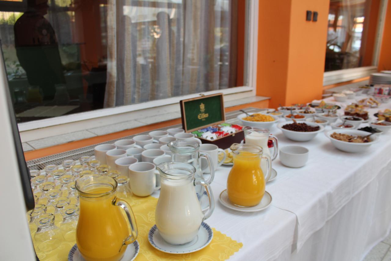 Hotel Kras Rožňava 외부 사진