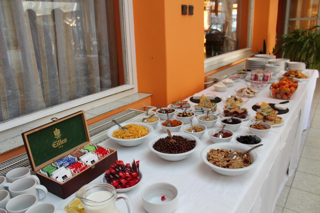 Hotel Kras Rožňava 외부 사진