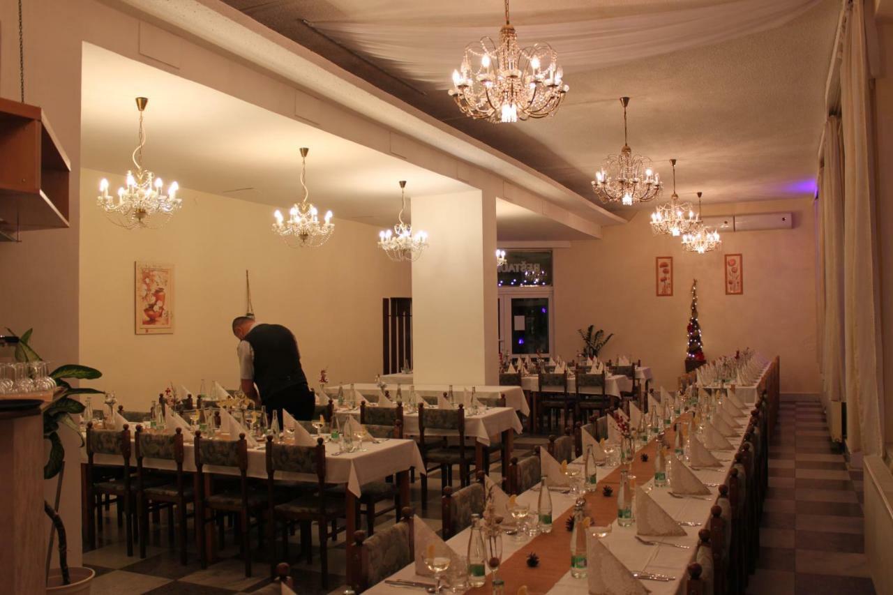 Hotel Kras Rožňava 외부 사진