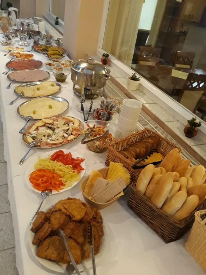 Hotel Kras Rožňava 외부 사진