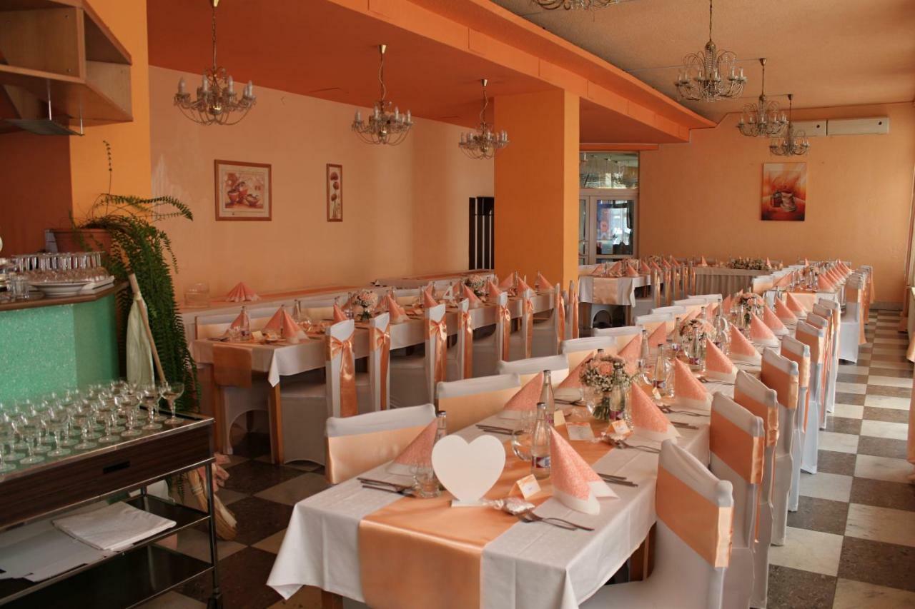 Hotel Kras Rožňava 외부 사진